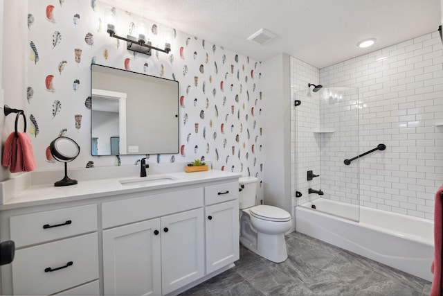 3100 Island View Dr, Mound, MN 55364 - full bath featuring vanity, toilet, bathing tub / shower combination, a textured ceiling, and wallpapered walls