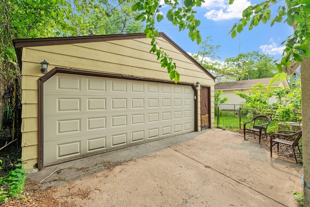 662 24th Ave NE, Minneapolis, MN 55418 - view of detached garage