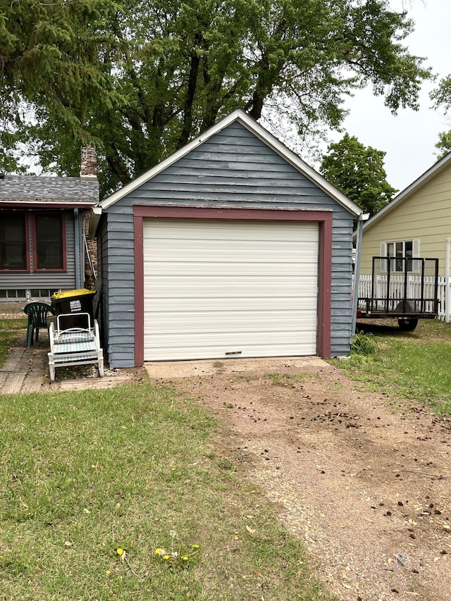 845 12th St, Windom, MN 56101 - view of detached garage