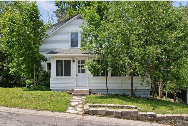 1575 Finch Ln, Mound, MN 55364