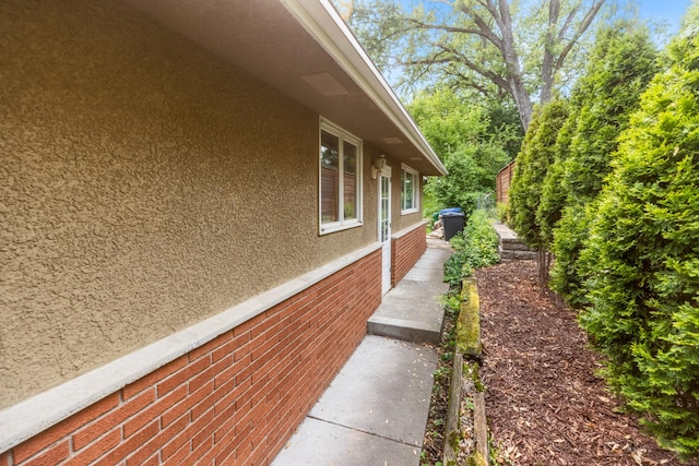 4922 Sheridan Ave S, Minneapolis, MN 55410 - view of side of property featuring stucco siding