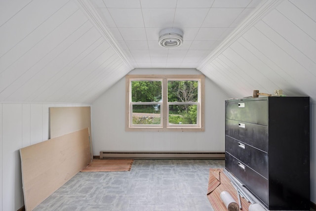3886 Eagle Rd, Willmar, MN 56201 - additional living space featuring a baseboard radiator and vaulted ceiling
