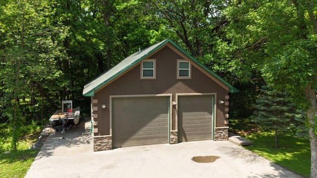12207 285th St, Lindstrom, MN 55045 - view of detached garage