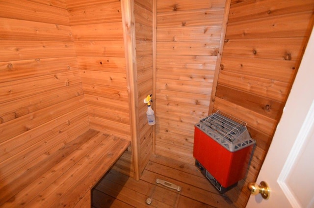12207 285th St, Lindstrom, MN 55045 - view of relaxing sauna / steam room