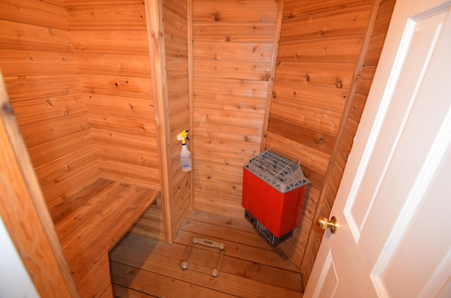 12207 285th St, Lindstrom, MN 55045 - view of sauna / steam room