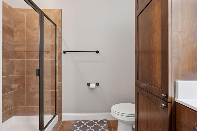 11668 Azure Ct, Inver Grove Heights, MN 55077 - full bath featuring a shower stall, tile patterned flooring, and vanity