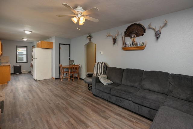 303 2nd St, Lyle, MN 55953 - photo 5