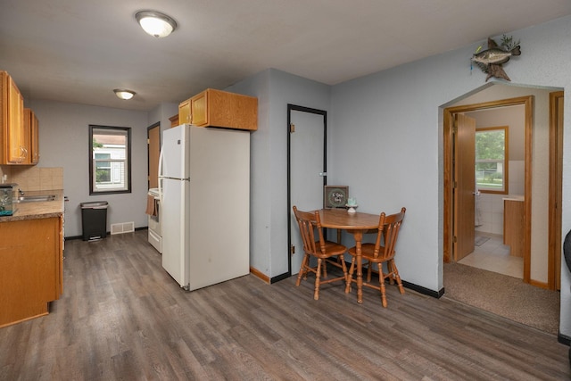 303 2nd St, Lyle, MN 55953 - photo 7