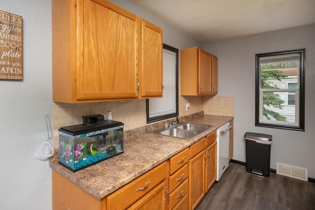 303 2nd St, Lyle, MN 55953 - photo 10