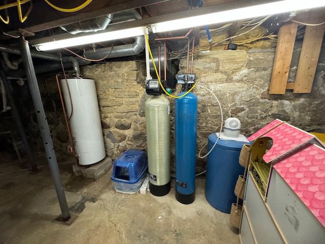 8339 71st St, West Concord, MN 55985 - utilities with water heater