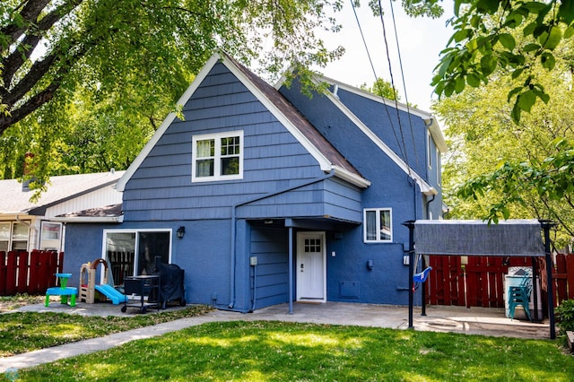 1345 4th St N, Fargo, ND 58102 - view of front facade featuring a patio