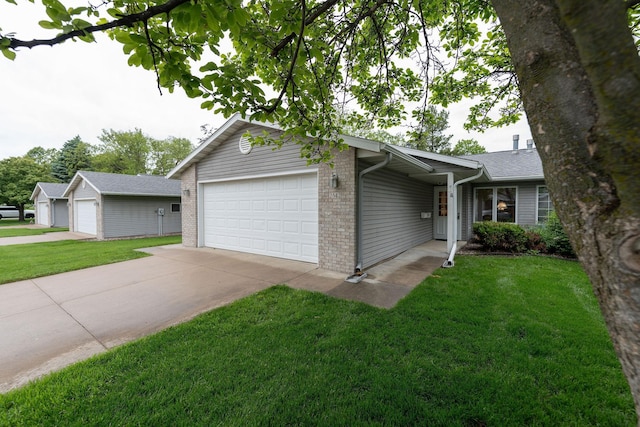 2842 19th Ave NW, Rochester, MN 55901 - view of front of property featuring a front lawn, a garage, driveway, and brick siding
