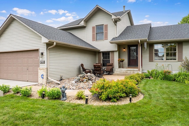 5630 Oak View Ct, Savage, MN 55378 - view of front facade with roof with shingles, a front yard, an attached garage, and driveway