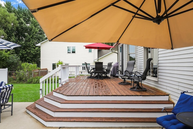 5630 Oak View Ct, Savage, MN 55378 - deck with outdoor dining space