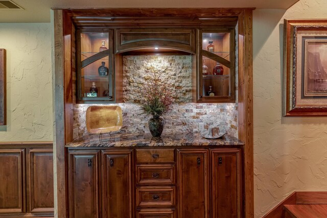 31839 Cree Bay Cir, Pelican Twp, MN 56472 - indoor bar with tasteful backsplash