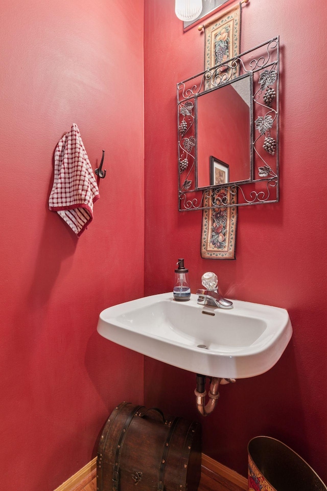 14617 Evergreen Trl Unit 75, Apple Valley, MN 55124 - bathroom featuring a sink
