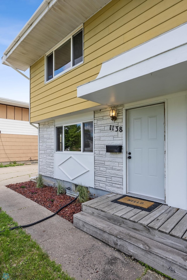 1138 20th St N, Moorhead, MN 56560 - property entrance with stone siding