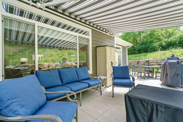 1884 Alexander Rd NE, Rochester, MN 55906 - view of patio / terrace with outdoor lounge area