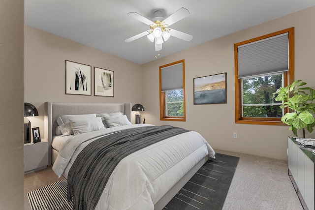 546 Laurel Ave Unit 6, Saint Paul, MN 55102 - carpeted bedroom with a ceiling fan