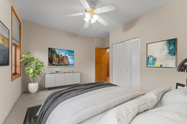 546 Laurel Ave Unit 6, Saint Paul, MN 55102 - carpeted bedroom featuring a closet and ceiling fan