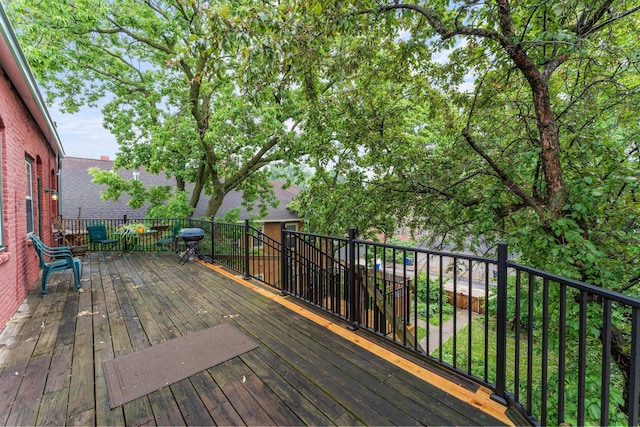 546 Laurel Ave Unit 6, Saint Paul, MN 55102 - deck featuring grilling area