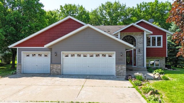 212 Greenbriar Ln, Buffalo, MN 55313 - photo 1