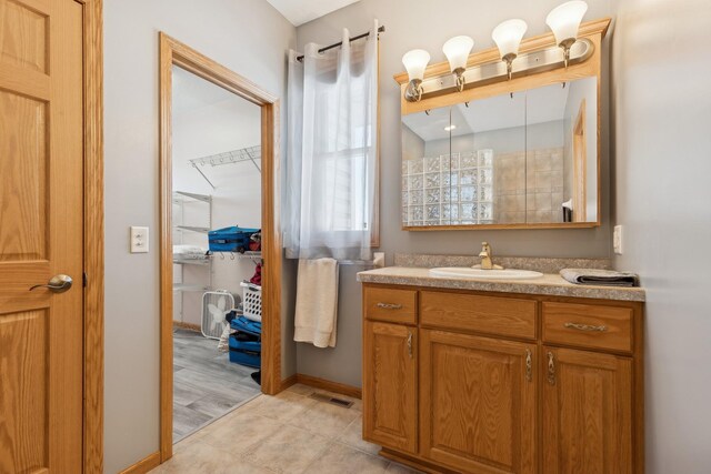531 Depree Way, Glenwood, MN 56334 - bathroom featuring vanity