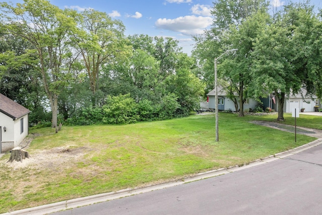 647 Shoreacres Dr, Fairmont, MN 56031 - photo 3