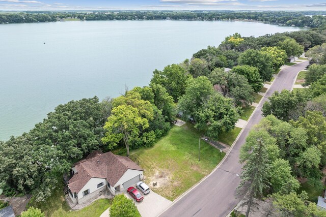 647 Shoreacres Dr, Fairmont, MN 56031 - photo 5