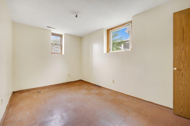 905 Fuller Ave, Saint Paul, MN 55104 - photo 14