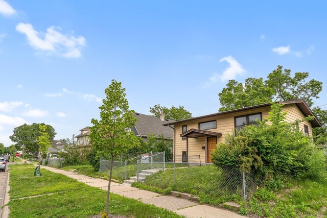 905 Fuller Ave, Saint Paul, MN 55104 - photo 20