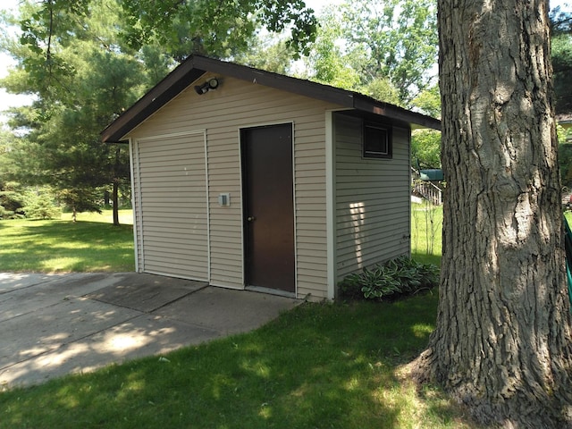 7047 Kingfisher Ln NE, Frohn Twp, MN 56601 - view of shed