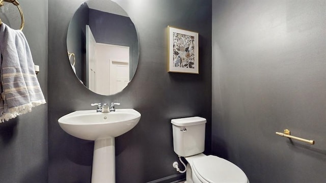 6775 Bluestem Way, Minnetrista, MN 55331 - bathroom featuring toilet