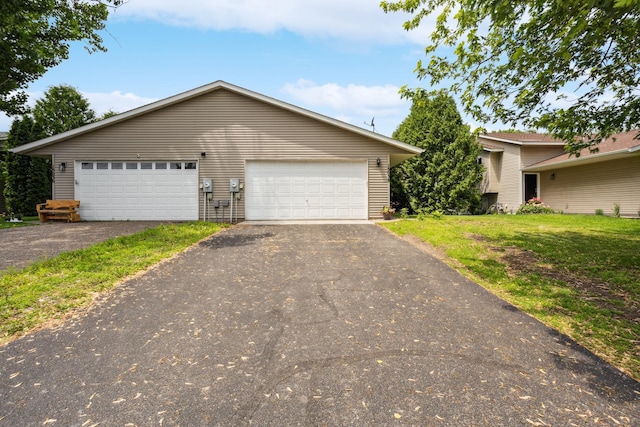 15038 Glenbrook Ave N, Hugo, MN 55038 - ranch-style house featuring a detached garage and a front lawn