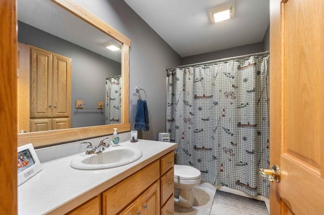 12584 County 18 SW, Brainerd, MN 56401 - full bathroom featuring toilet, vanity, tile patterned floors, and a shower with curtain