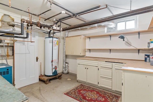 2505 Pleasant Ave, Minneapolis, MN 55404 - basement featuring gas water heater