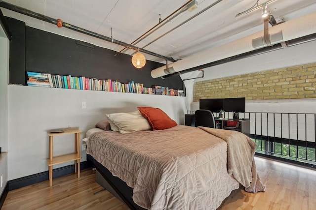 730 Stinson Blvd Unit 425, Minneapolis, MN 55413 - bedroom with wood finished floors