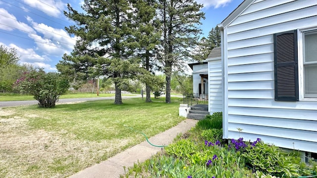 2212 Springvale Ct, Duluth, MN 55811 - view of grassy yard