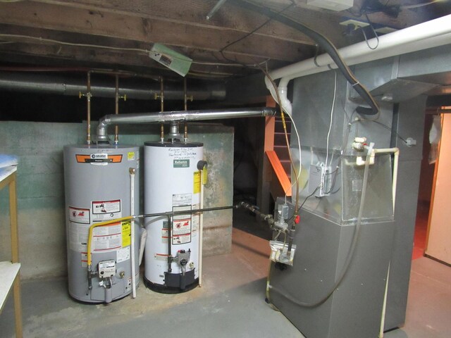 457 Rohrer St, Round Lake, MN 56167 - utilities with water heater and heating unit