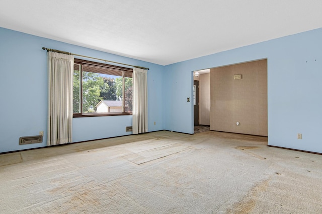 8200 77th St S, Cottage Grove, MN 55016 - unfurnished room with carpet flooring