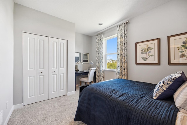151 Snowdrop Trl, Waconia, MN 55387 - carpeted bedroom with a closet and an office area