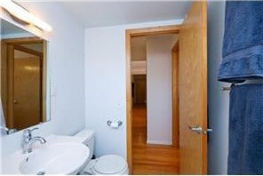 656 Ashland Ave Unit 11, Saint Paul, MN 55104 - half bath with toilet and a sink