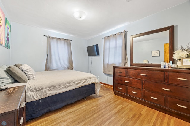 1514 2nd St N, Fargo, ND 58102 - bedroom with light wood finished floors