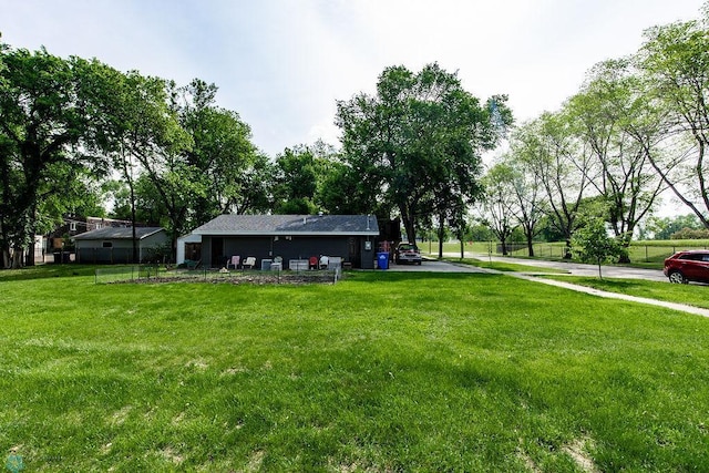 425 12th Ave S, Fargo, ND 58103 - view of yard