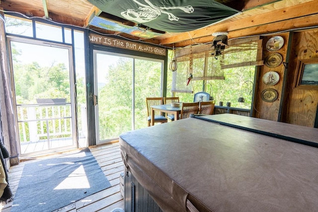 N1024 385th St, Maiden Rock, WI 54750 - view of sunroom / solarium