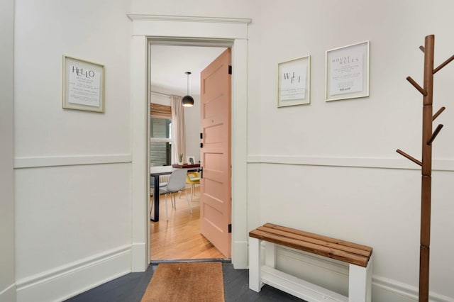 681 Dayton Ave, Saint Paul, MN 55104 - hallway featuring dark wood-style floors