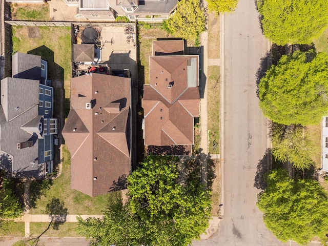 681 Dayton Ave, Saint Paul, MN 55104 - aerial perspective of suburban area