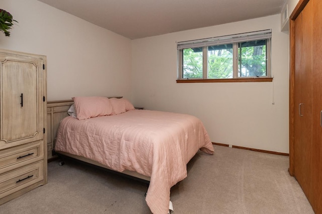 1269 Cleveland Ave N Unit 2B, Saint Paul, MN 55108 - bedroom with light carpet