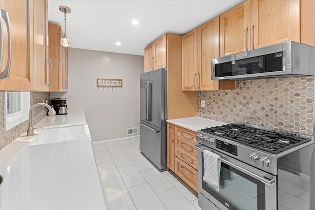 2775 Fernwood St, Roseville, MN 55113 - photo 3