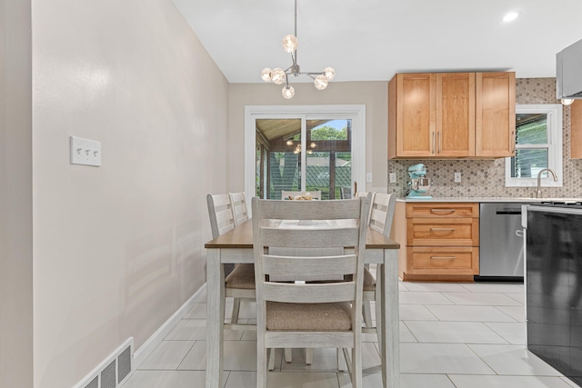 2775 Fernwood St, Roseville, MN 55113 - photo 9